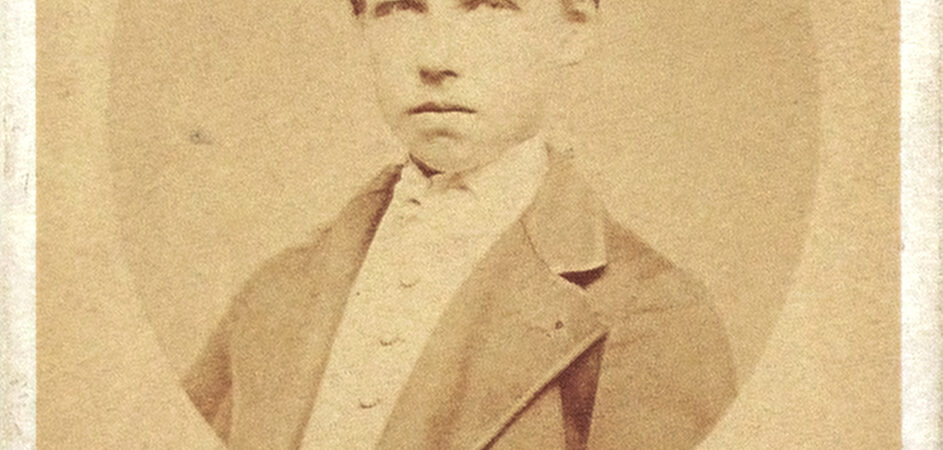 Arthur Rimbaud’s “Voyelles”: A Reading Guide to the Colored-Vowel Sonnet